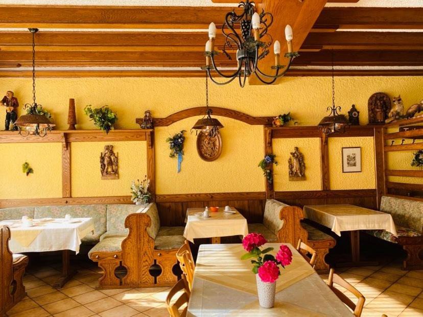Gasthaus Castor Klotten Exteriér fotografie